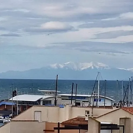 Flat * Agde